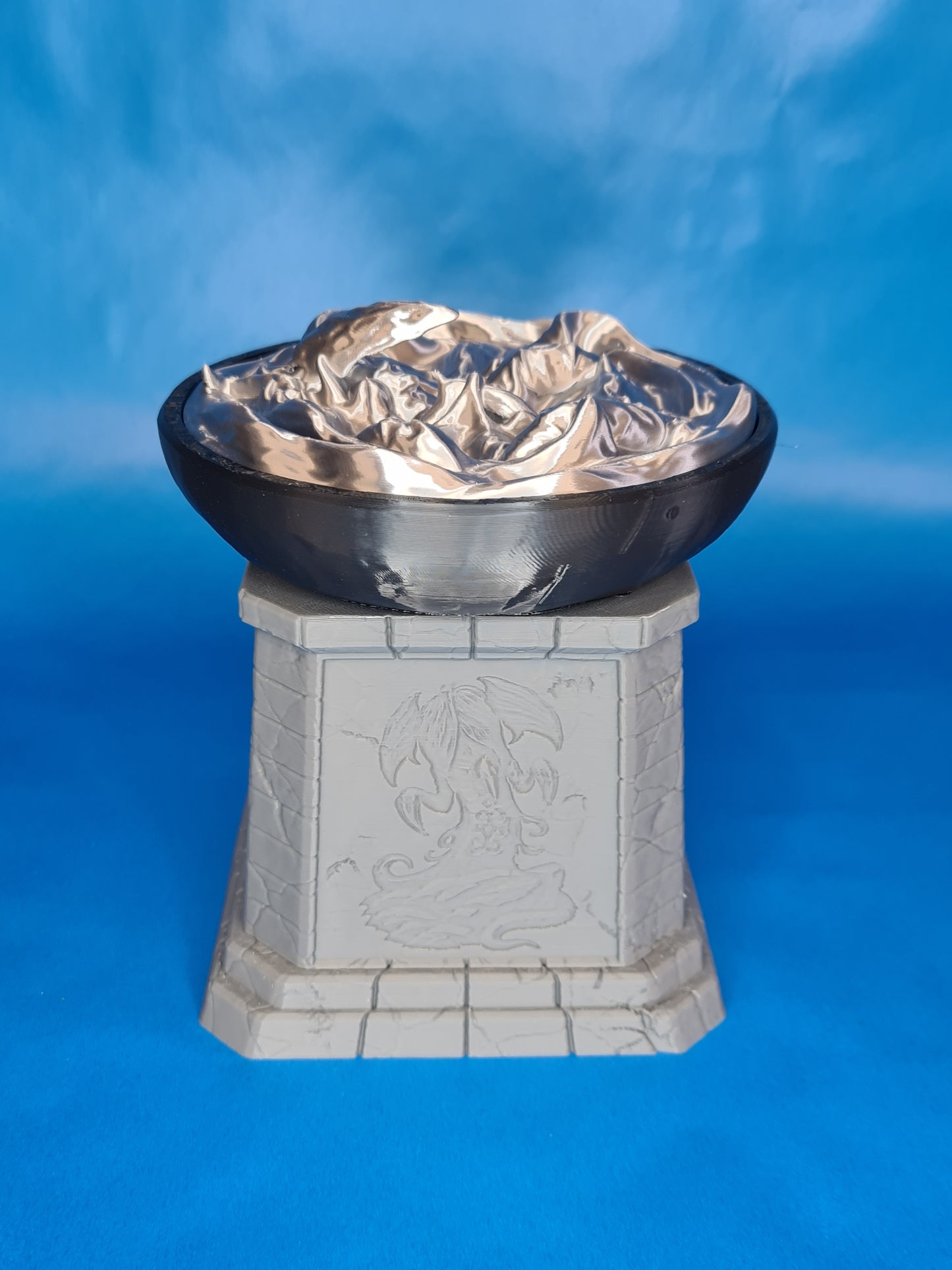 Silver Altar MTG Deck Box & Dice Holder Set