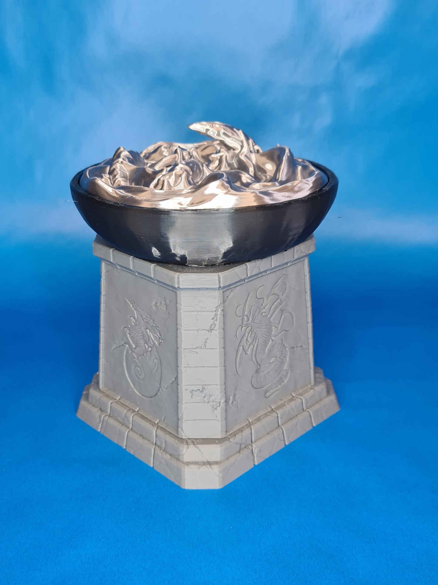 Silver Altar MTG Deck Box & Dice Holder Set